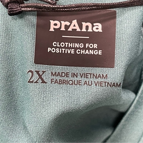 prAna Alpenglow Wicking T-shirt w/ Sun Protection -Cove - 2X - NWT - Picture 3 of 6